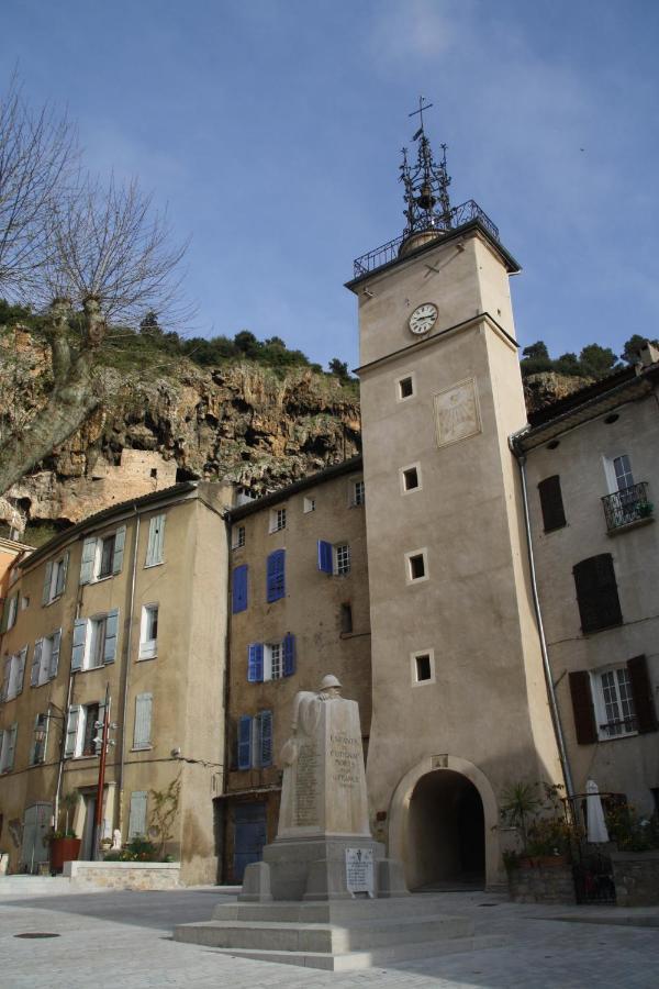 Appartement Le Gambetta Cotignac Exterior foto